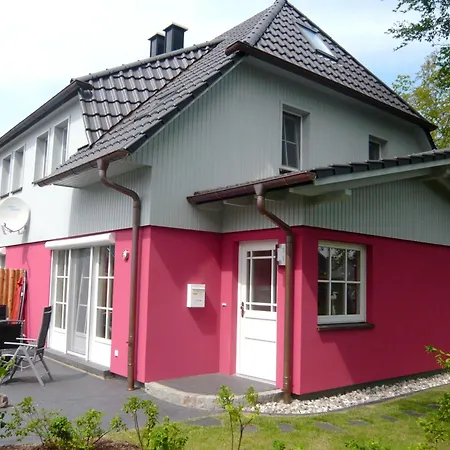Vakantiehuis Duenengarten Am Bahndamm 77e Haus Seerose Zingst